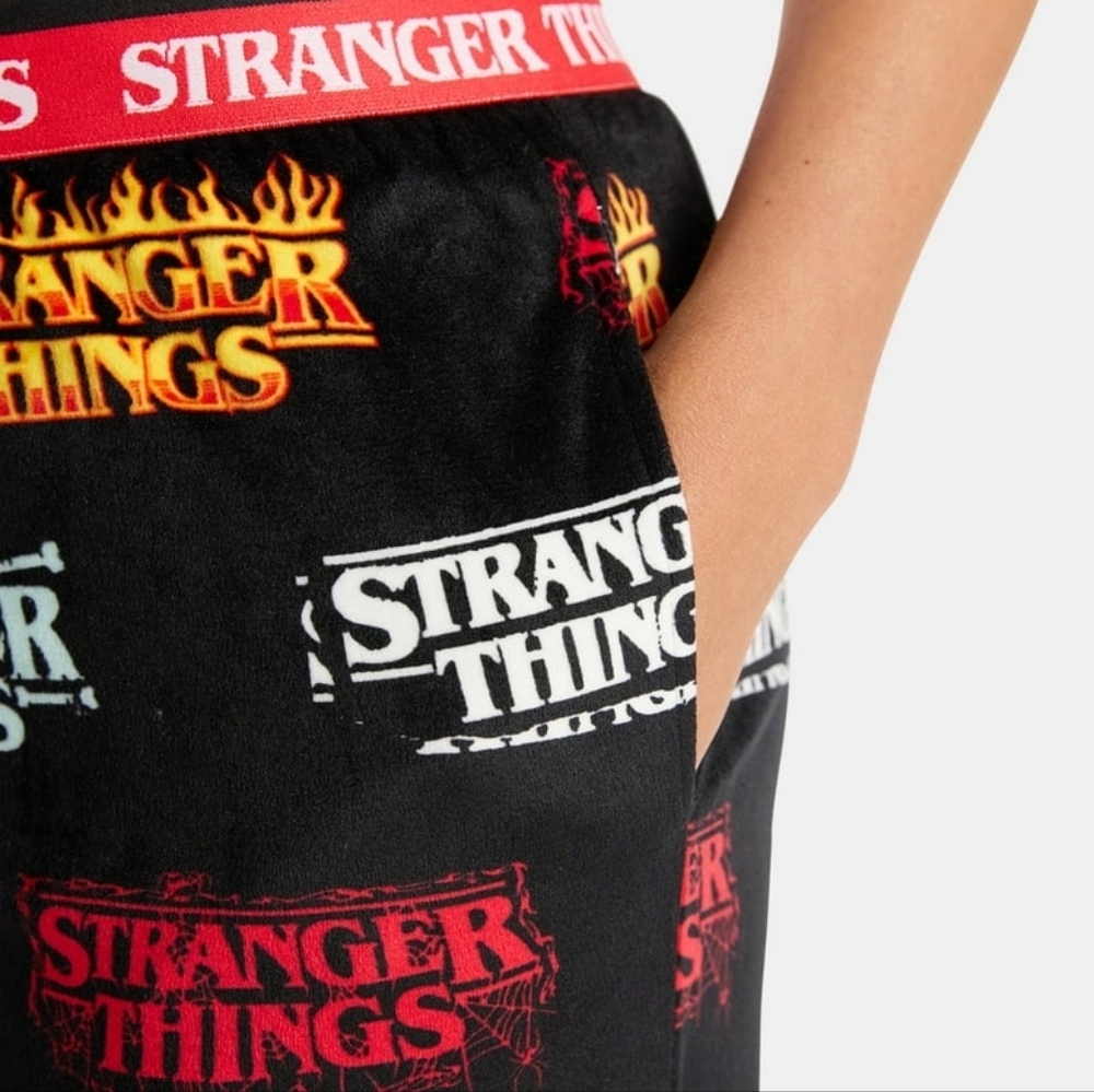 Netflix Stranger Things Women's and Women's Plus Velour Sleep Pants - Picture 3 of 5